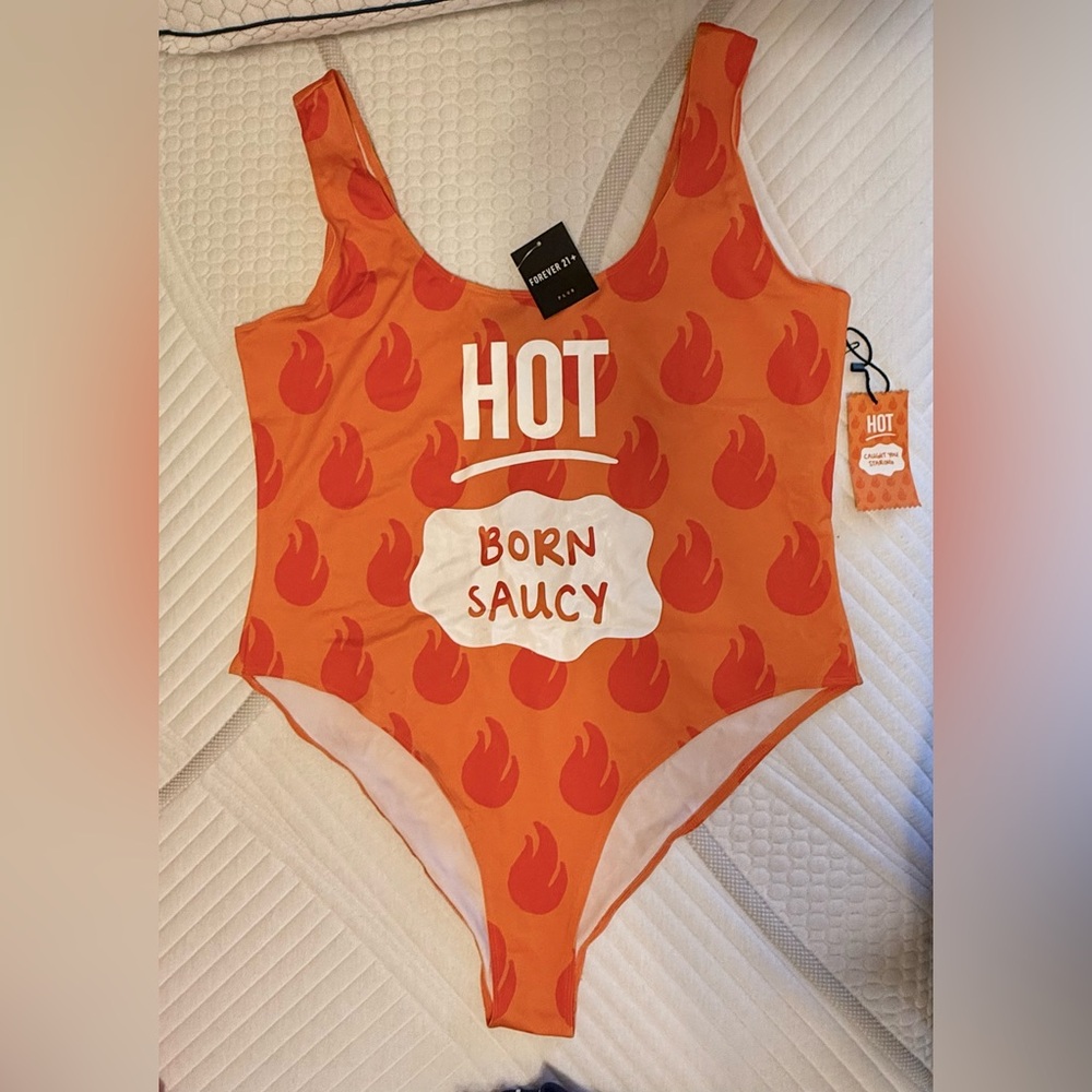 Taco Bell x Forever 21 Hot Sauce swimsuit NWT XXL
